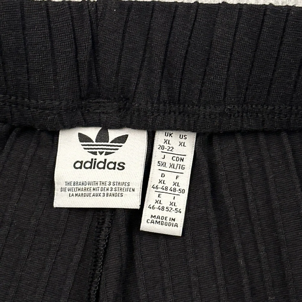 Adidas Essentials Wide Rib Pants Women XL Black High Rise Relaxed Stretch JD1499